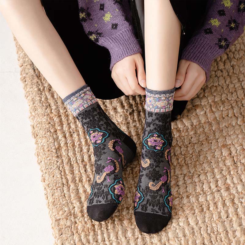Buddha Stones Retro Embossed Floral Pattern Micro Crew Women Cotton Socks